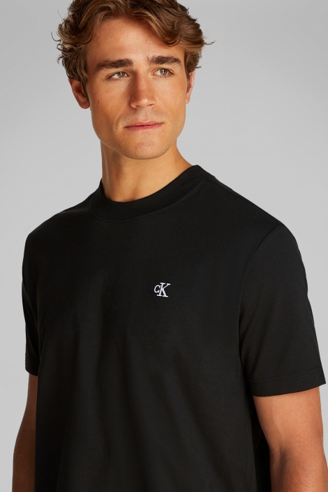 Calvin Klein serif font graphic